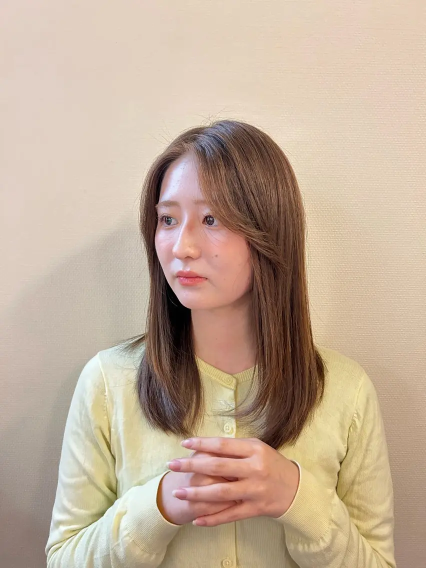 前髪カットの写真