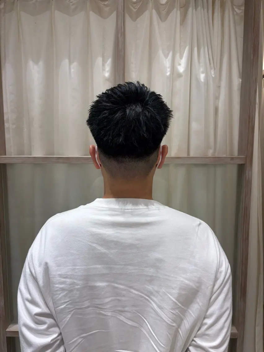 メンズ 刈り上げ 加藤 風花のヘアスタイル