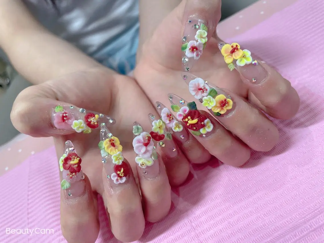 ロング ネイル ハンドネイル 《LB》ラブリエ Nail&eyeのマツエク・マツパデザイン