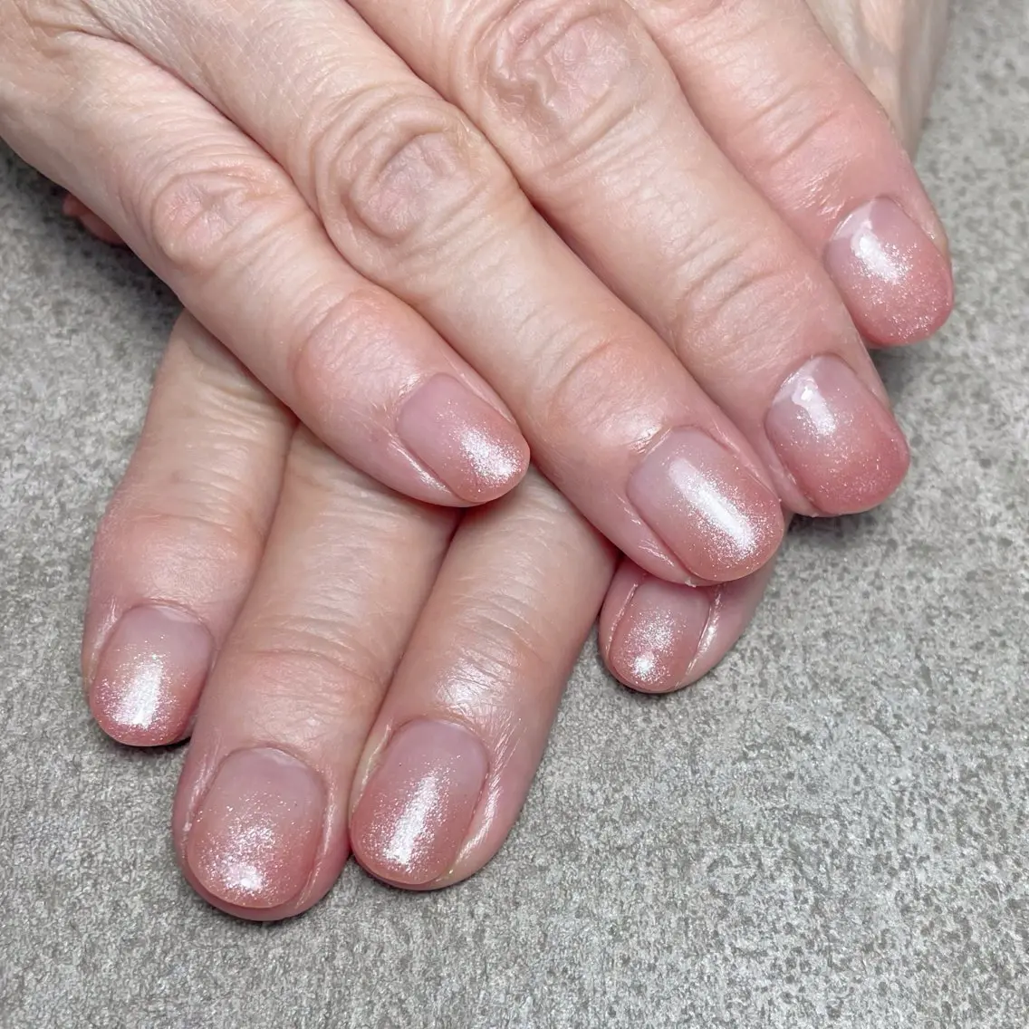ネイル ハンドネイル nailroom DIASOMNIAのネイルデザイン