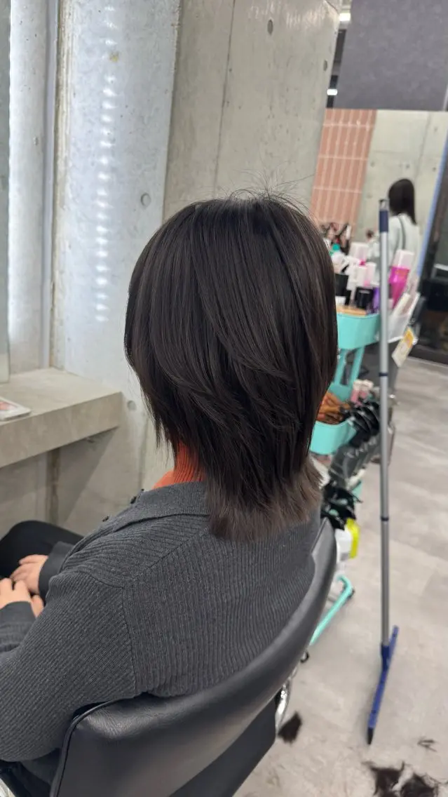 ミディアム レイヤーカット ウルフカット shio ハイトーン 💗【福岡天神】のヘアスタイル