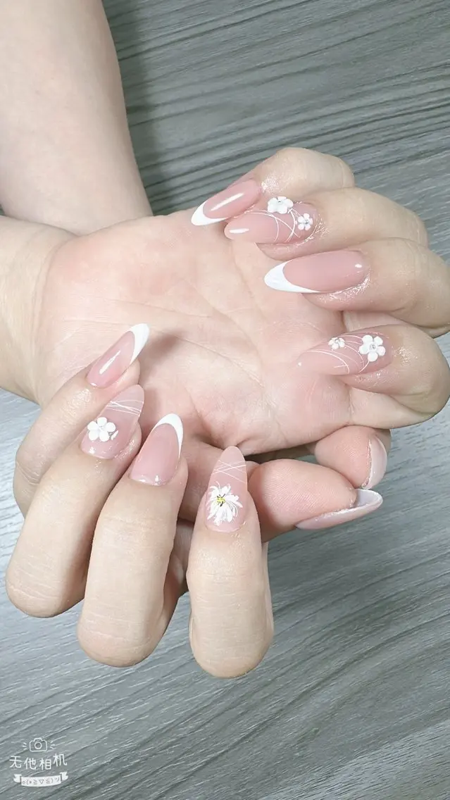 ネイル ハンドネイル HANA NAILのネイルデザイン