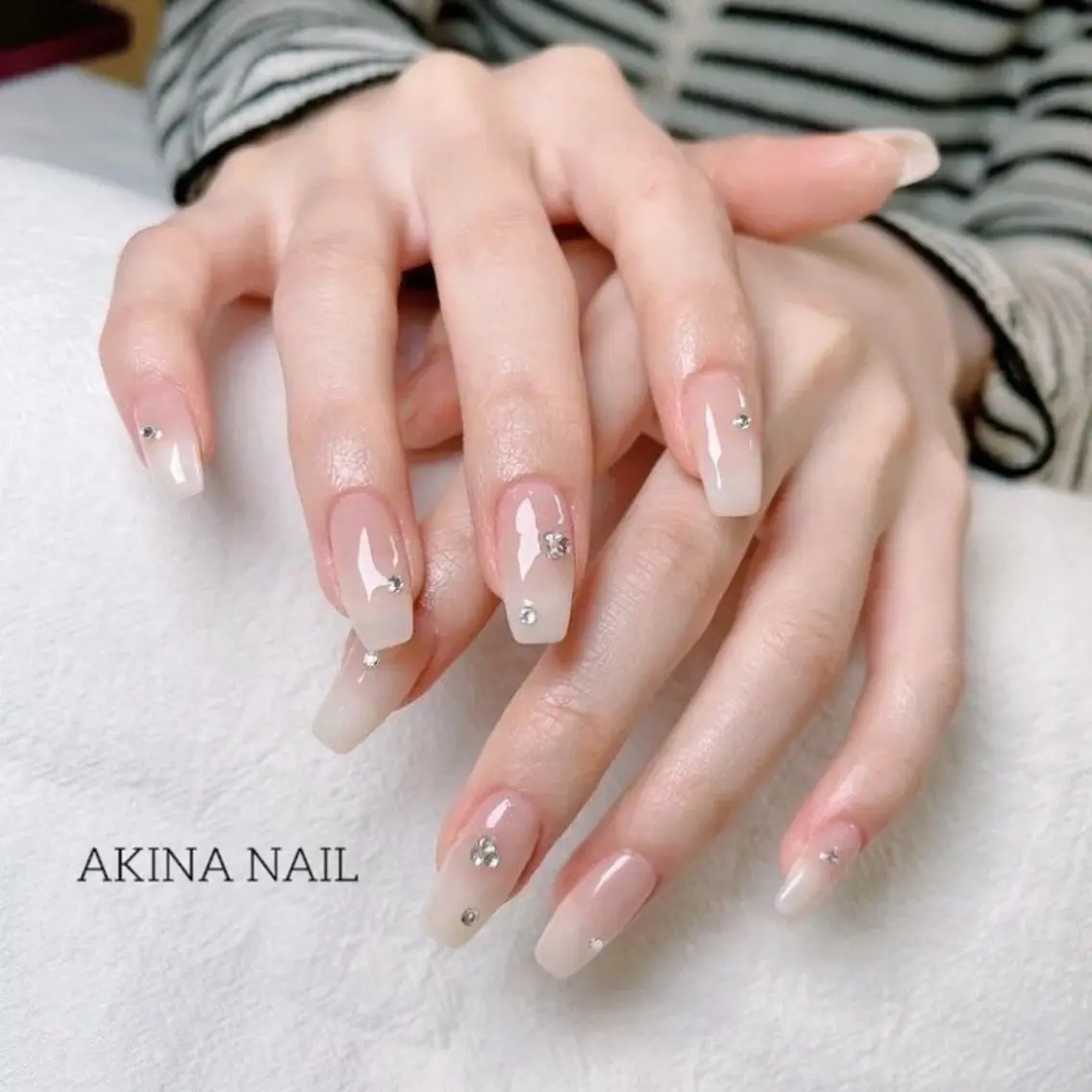 セミロング 韓国風ヘア ハンドネイル Akina Nail 亀戸のネイルデザイン