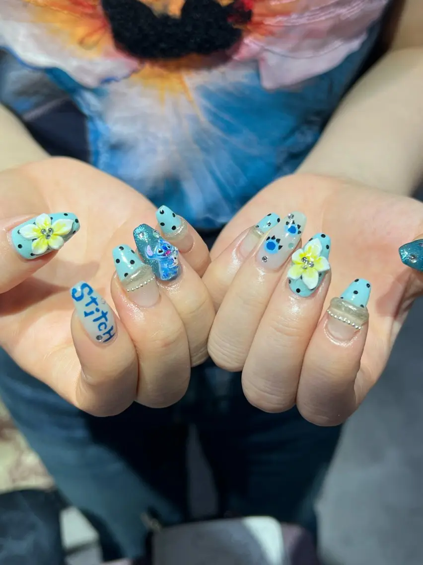 ネイル ハンドネイル フットネイル Hata nail 🎀個性派ニュアンスのネイルデザイン