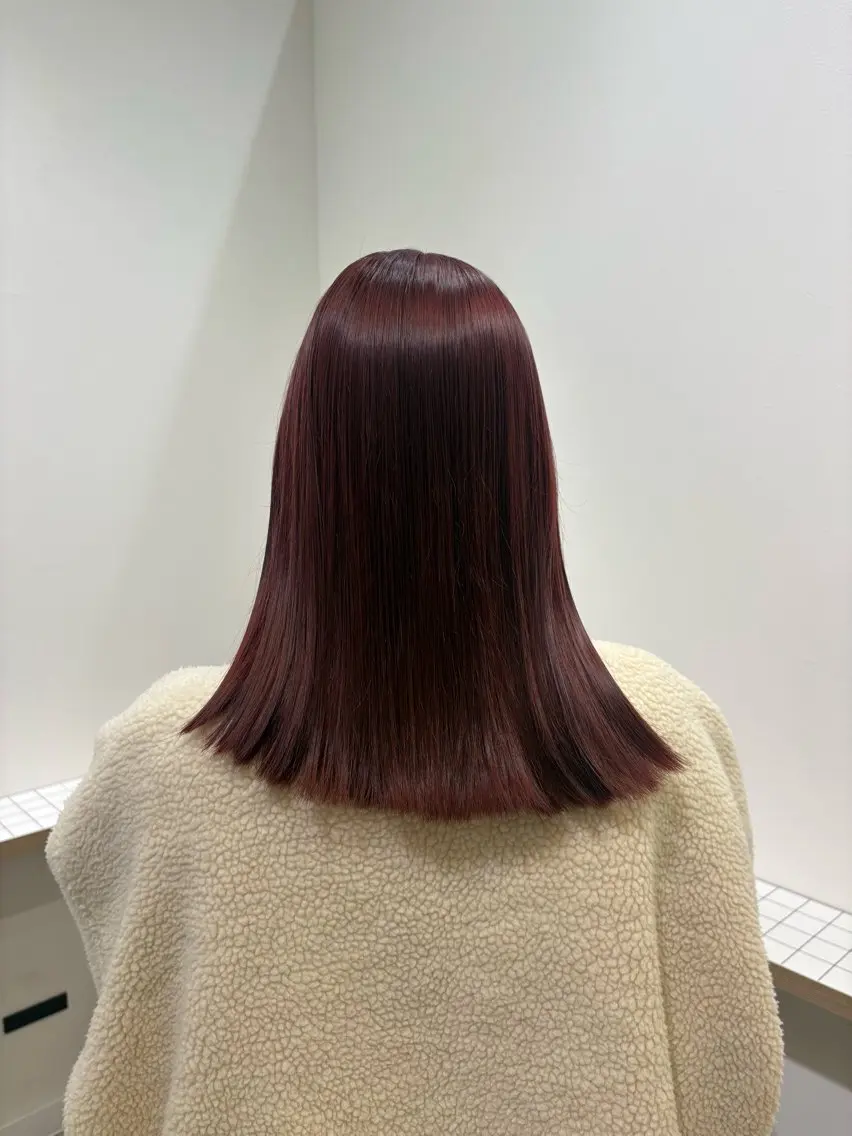 セミロング カラー ヘアアレンジ メンズ メンズブリーチ ブリーチ レッドカラー 坂本 エマのヘアスタイル
