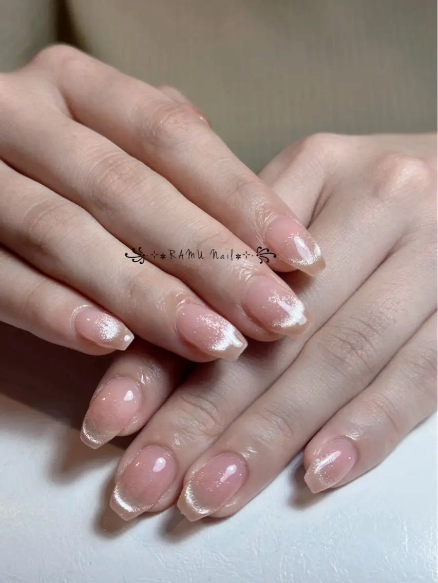 ネイル チークネイル フレンチネイル グラデーション キラキラネイル 韓国ネイル ハンドネイル RAMU Nail 恵比寿店のネイルデザイン