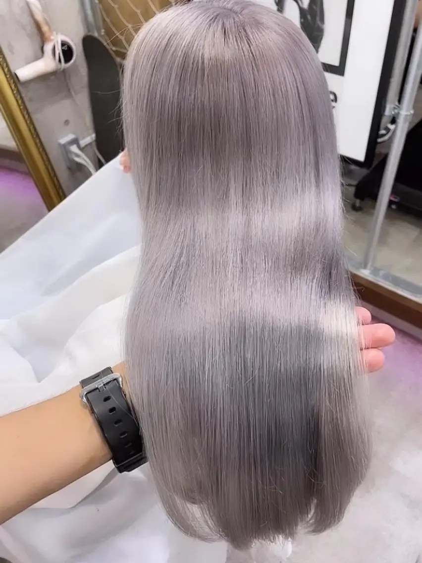 ロング カラー ブリーチ ケアブリーチ ハイトーンカラー シルバー ヘアカラー MIRAC河原崎 透【代表/オーナー】のヘアスタイル