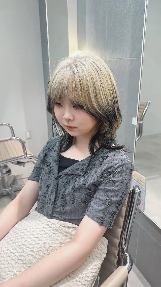 ミディアム カラー ブリーチ デザインカラー 打越 虎瑠のヘアスタイル