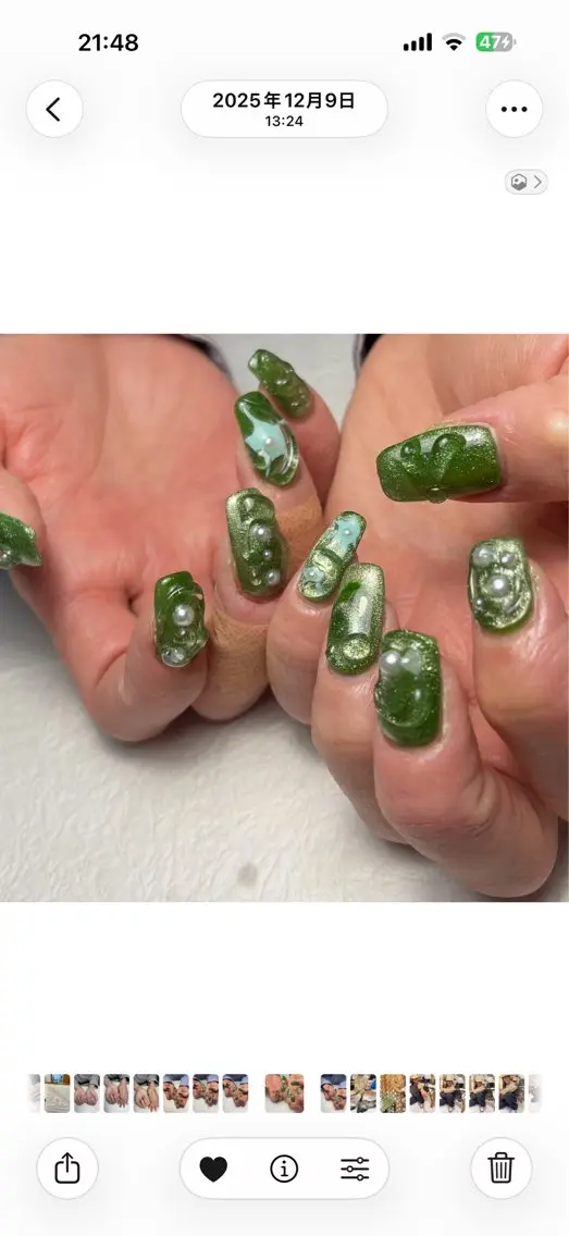 ネイル アートネイル フットネイル ジェルネイル グリーン キラキラネイル ハンドネイル Y nail なんば堀江店のネイルデザイン