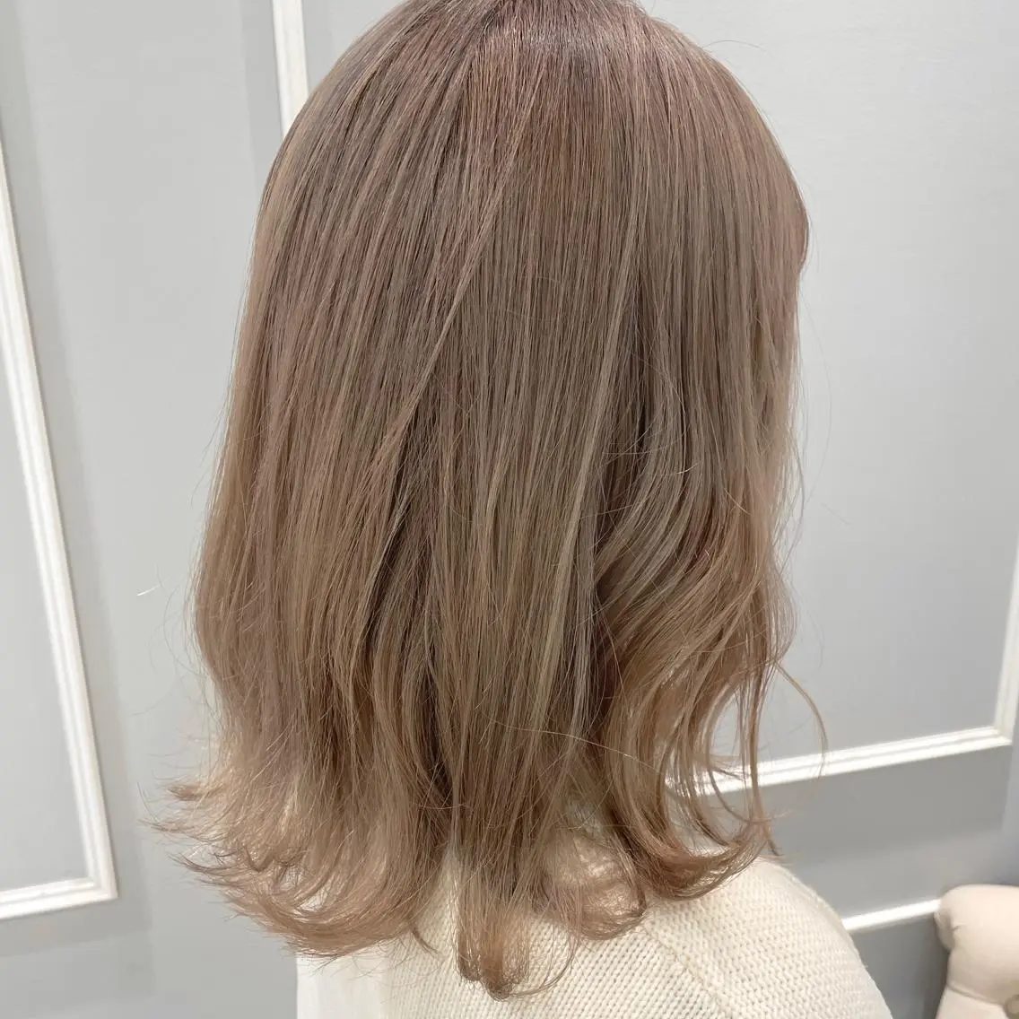 ミディアム カラー ブリーチ ヘアカラー トリートメント 💎小顔前髪&髪質 改善カラー💎片桐のヘアスタイル