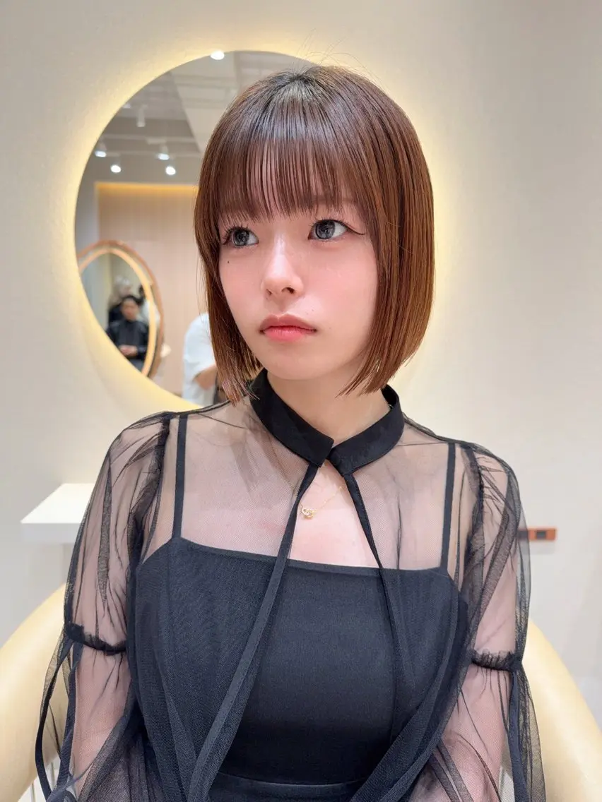 ショート カラー カット ヘアカラー トリートメント 縮毛矯正✨🫧 レイヤー川村利幸のヘアスタイル