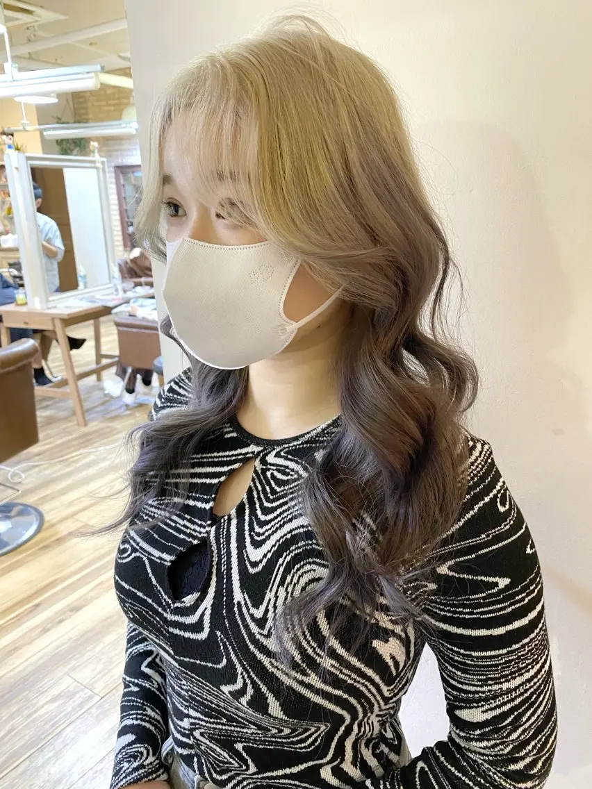 ロング カラー ヘアカラー トリートメント 服部 樹季のヘアスタイル