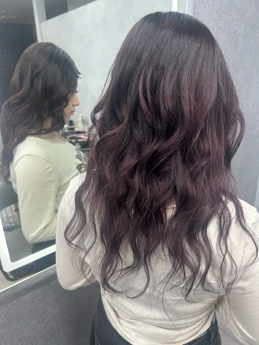 セミロング カラー パープルカラー ミ クのヘアスタイル