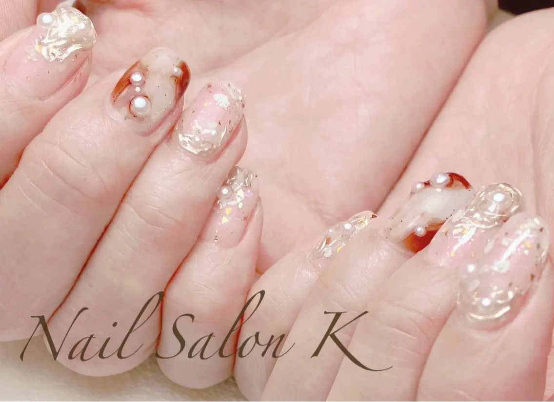 ネイル ブラウン ジェルネイル ニュアンスネイル 夏ネイル ハンドネイル Nail Salon K 🧸美爪育成のネイルデザイン