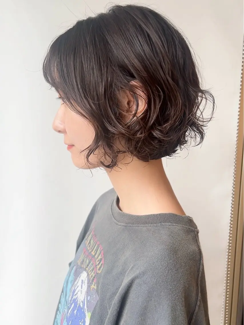 ショート ボブ 松岡彩華 ボブ /グレージュのヘアスタイル