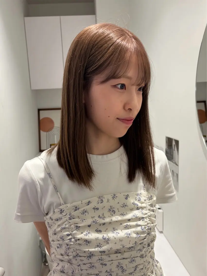 セミロング カット ヘアカラー トリートメント 赤み消し🤎透明感 ベージュ🤎リン🔔のヘアスタイル