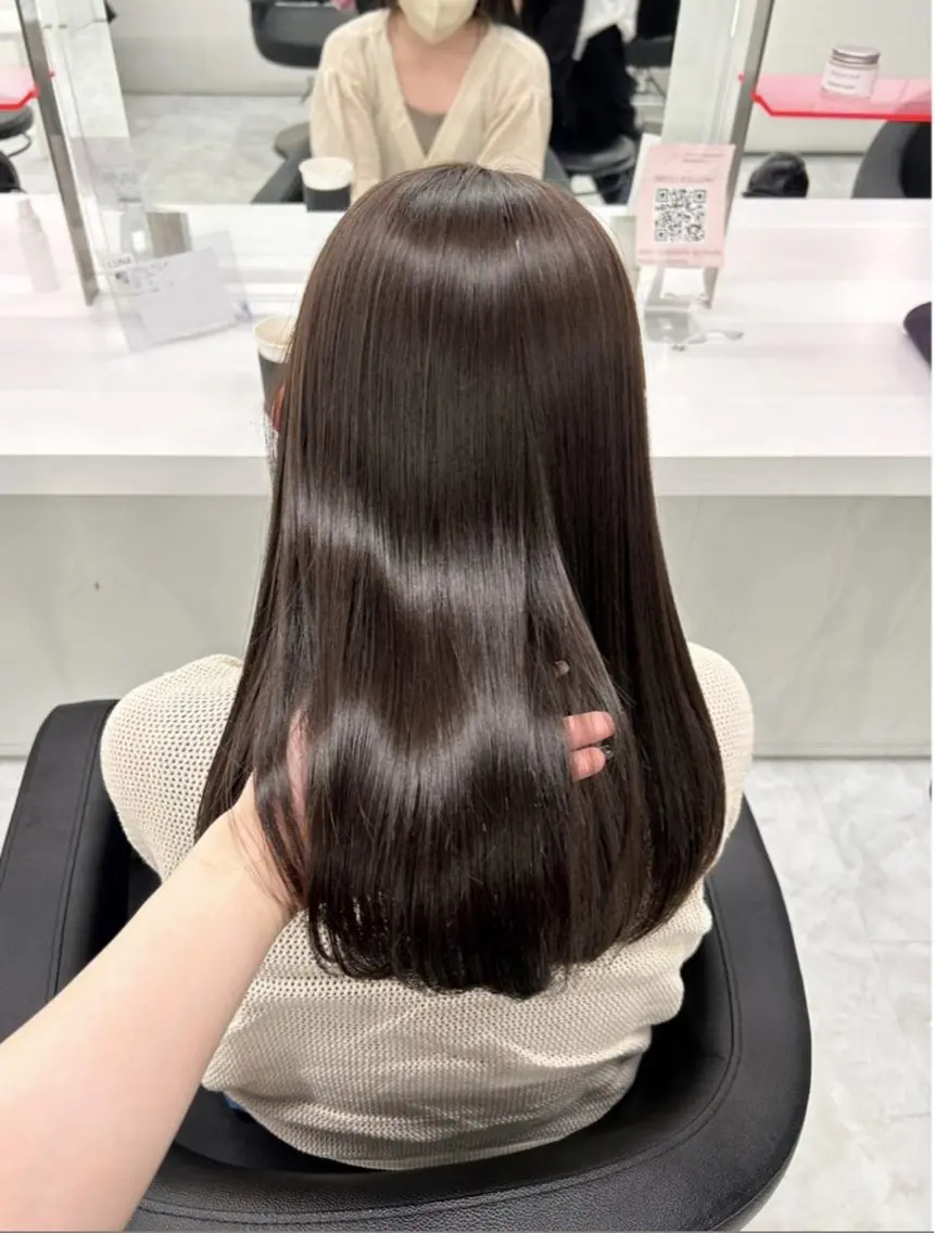 ロング カット 縮毛矯正 トリートメント 顔まわりレイヤー/諒 オリーブカラー/天神のヘアスタイル