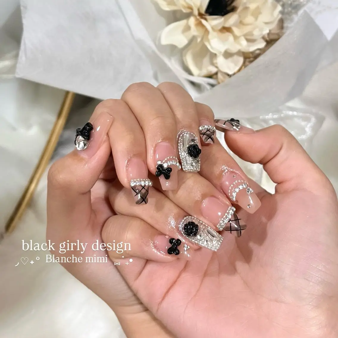 ネイル ハンドネイル Blanche mimi.u_aのネイルデザイン
