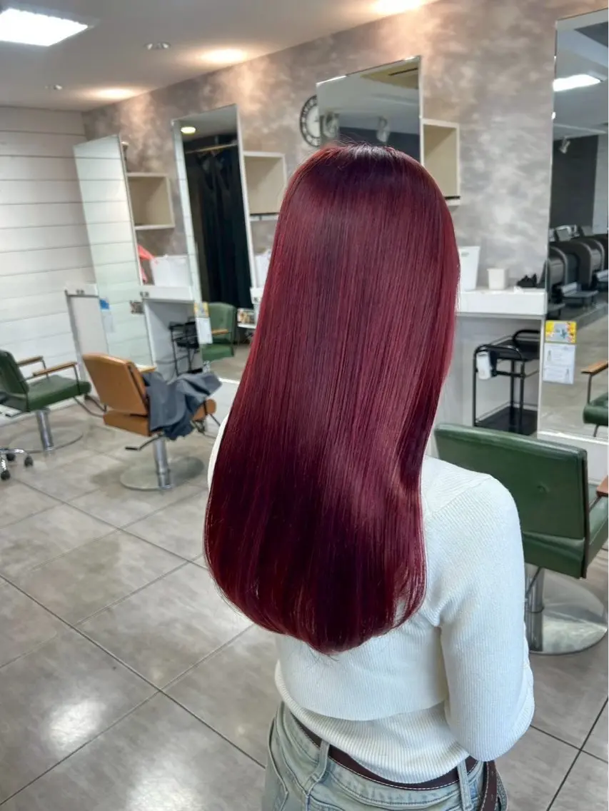 ロング カラー ヘアカラー 西岡 英菜のヘアスタイル