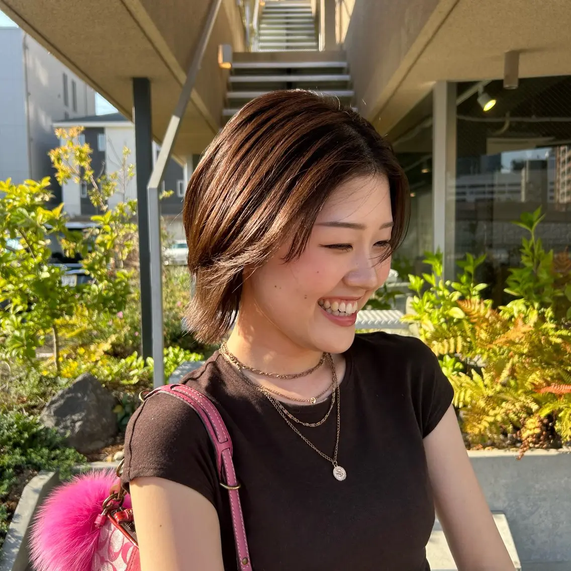 ショート カラー ESQUISSE リコのヘアスタイル