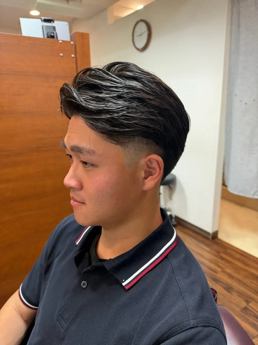 ショート メンズ 糸山 仁のヘアスタイル