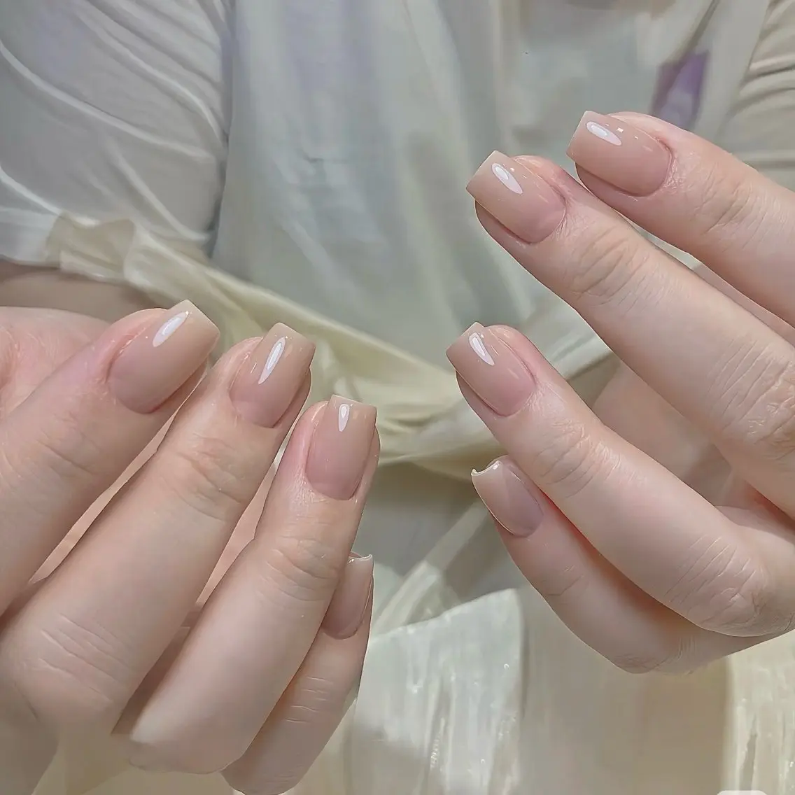 自爪(オフなし)🌸🌸ワンカラーorラメグラデ(整爪、ケア込み)の写真