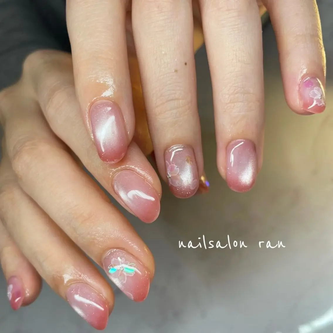 ネイル 桜ネイル マグネットネイル ピンク nailsalon ranのネイルデザイン
