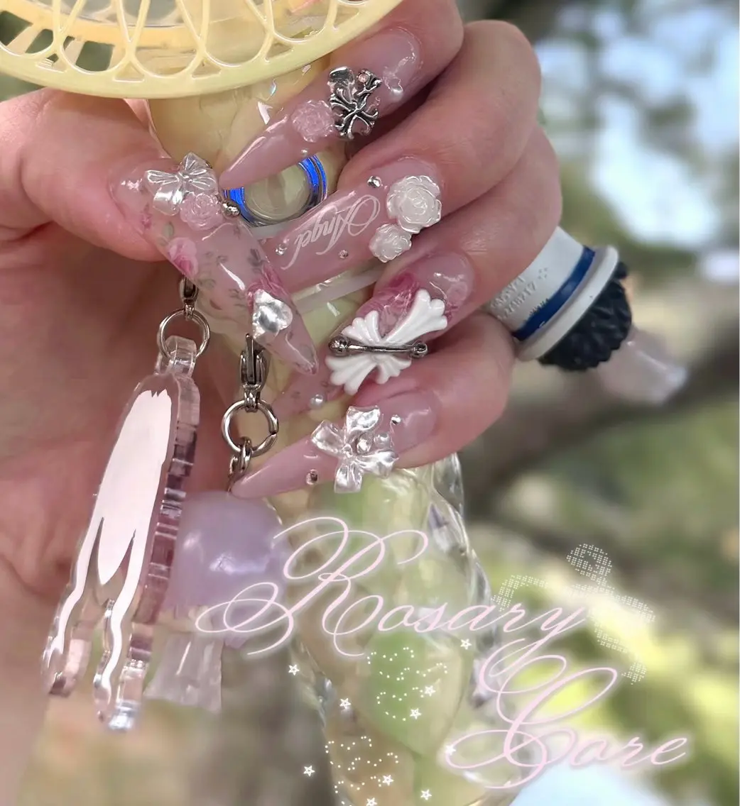 ネイル ハンドネイル Luna 【Li'ame】のネイルデザイン