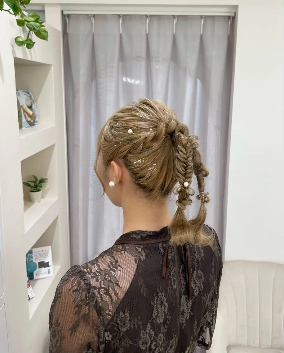 ヘアアレンジ ヘアセット 東梅田エリアカラー ヘアセットNo. 1のヘアスタイル