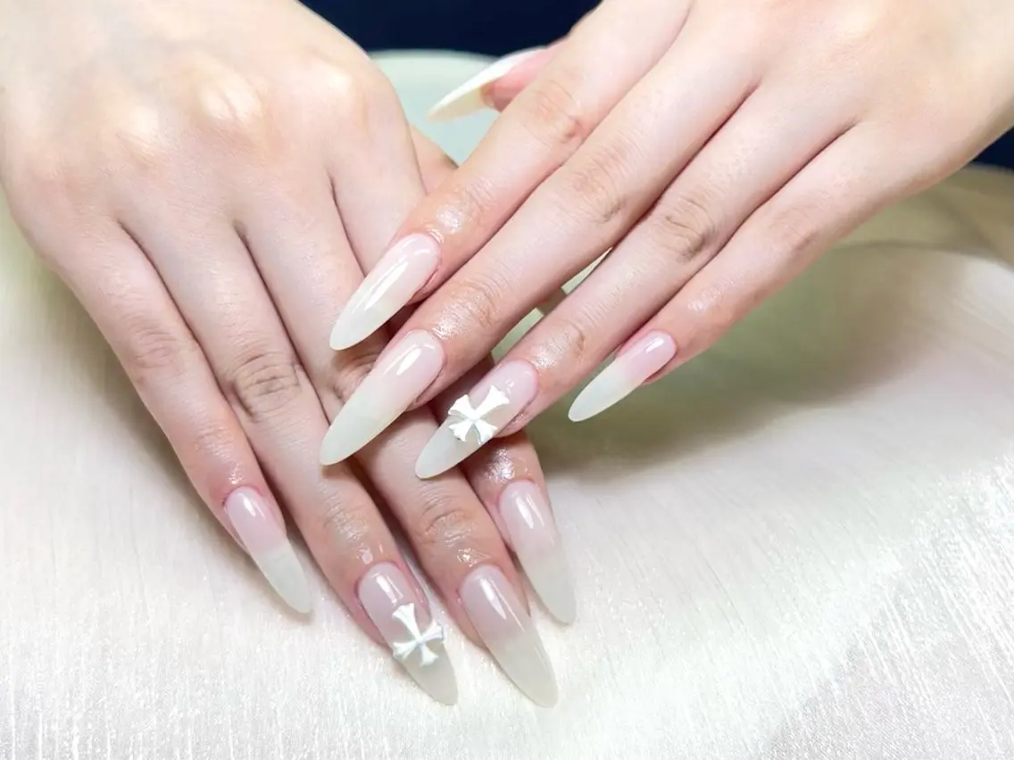 ネイル ハンドネイル ハンドケア PIPPY NAILSのネイルデザイン
