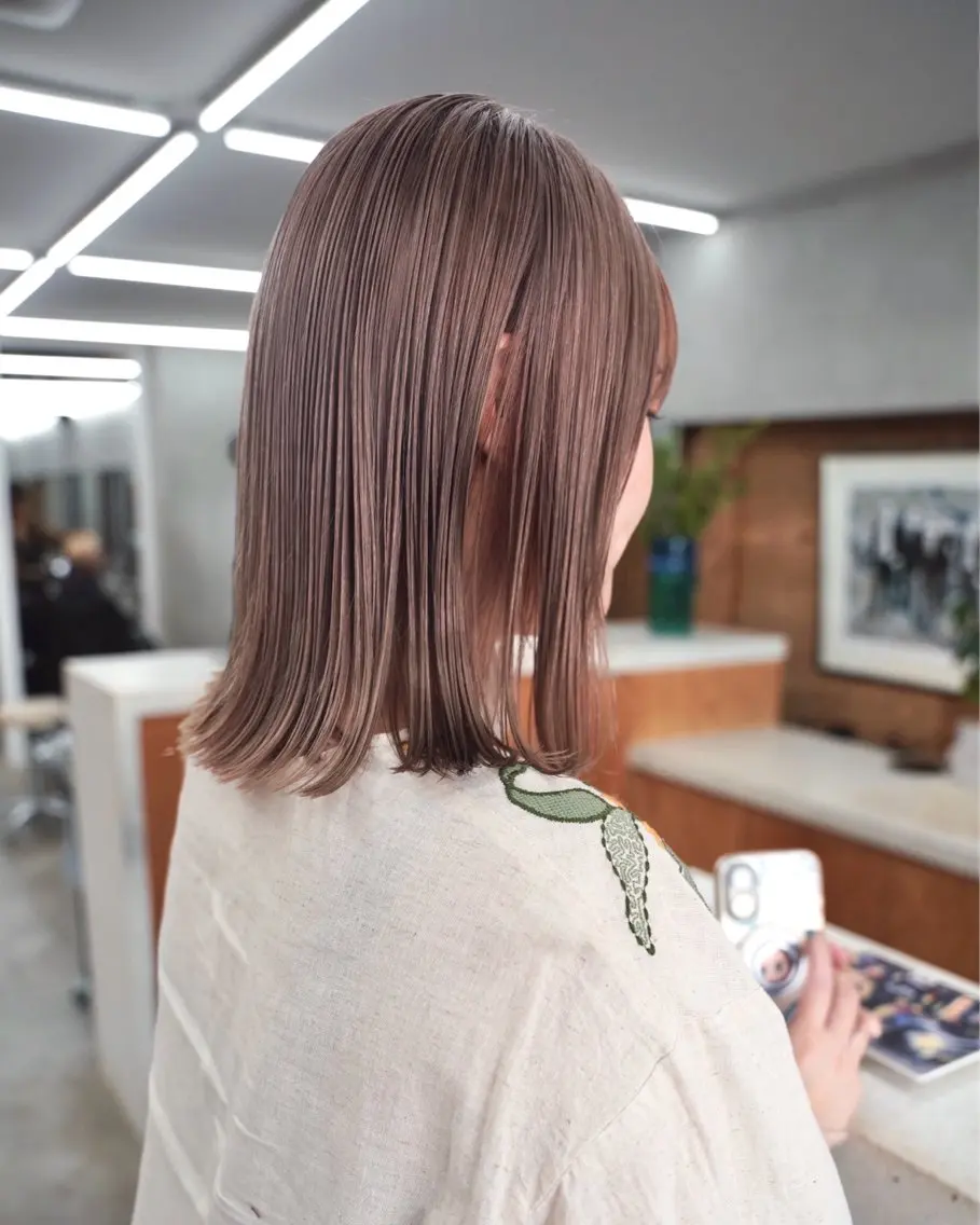 ショート カラー ベージュカラー ミルクティーベージュ カット ヘアカラー トリートメント Kaito🐶 /デザイン/レイヤーのヘアスタイル