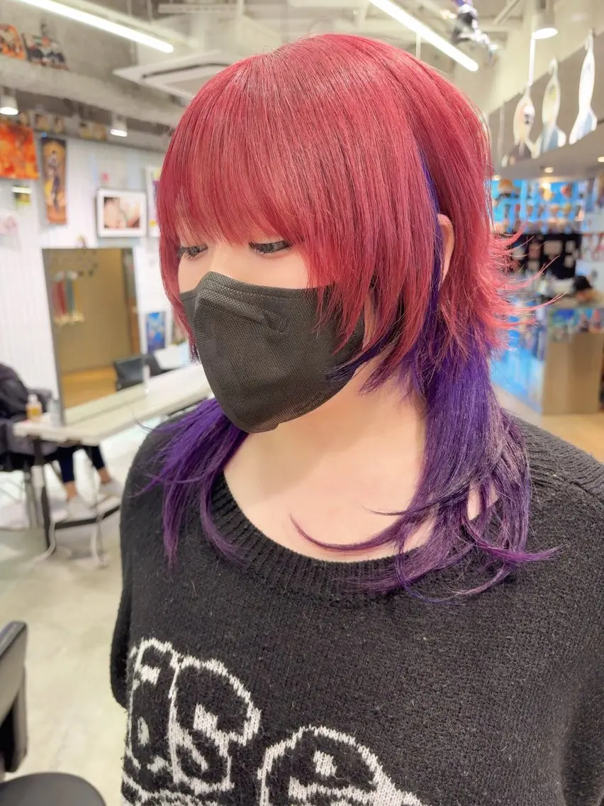 ミディアム ウルフカット カット ヘアカラー トリートメント ウルフカット 渋谷の人のヘアスタイル