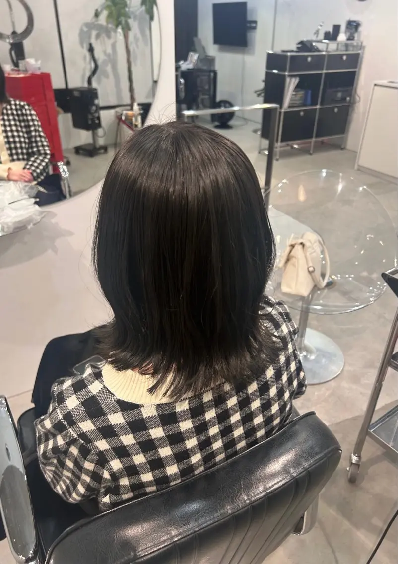 ミディアム カラー ヘアカラー MISA カラー / 縮毛矯正のヘアスタイル