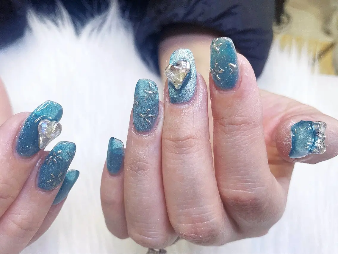 ネイル ハンドネイル ハンドケア queen nailのネイルデザイン