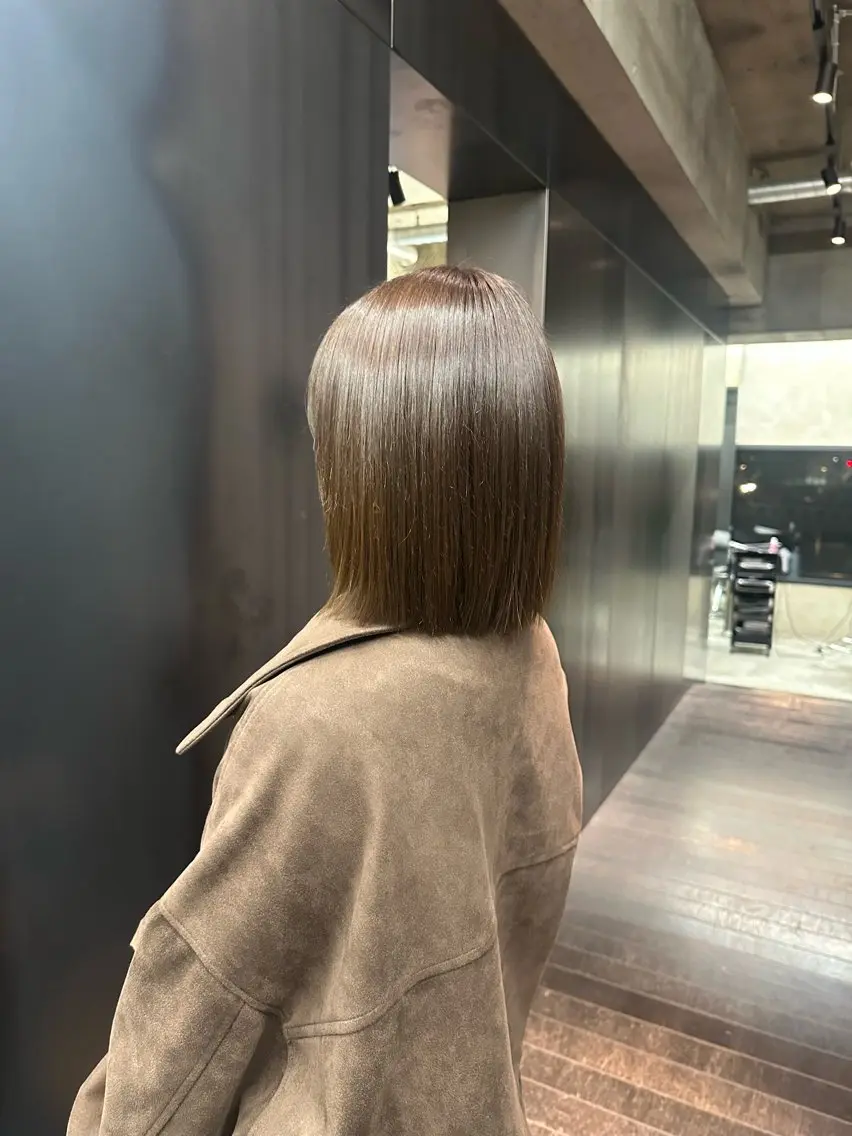 ミディアム カラー ブラウンカラー オリーブブラウン ヘアカラー 西 美羽のヘアスタイル