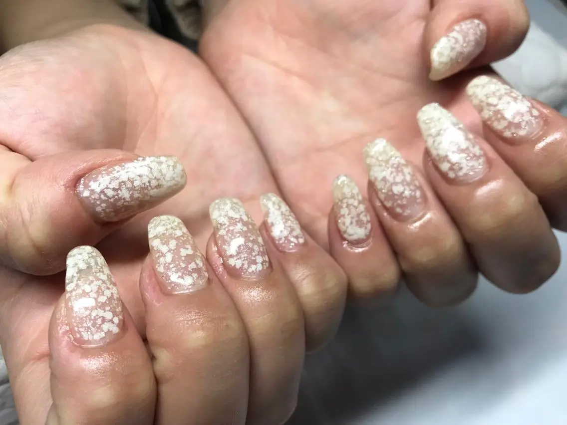ネイル ジェルネイル ブライダルネイル ガール ネイルサロンのネイルデザイン