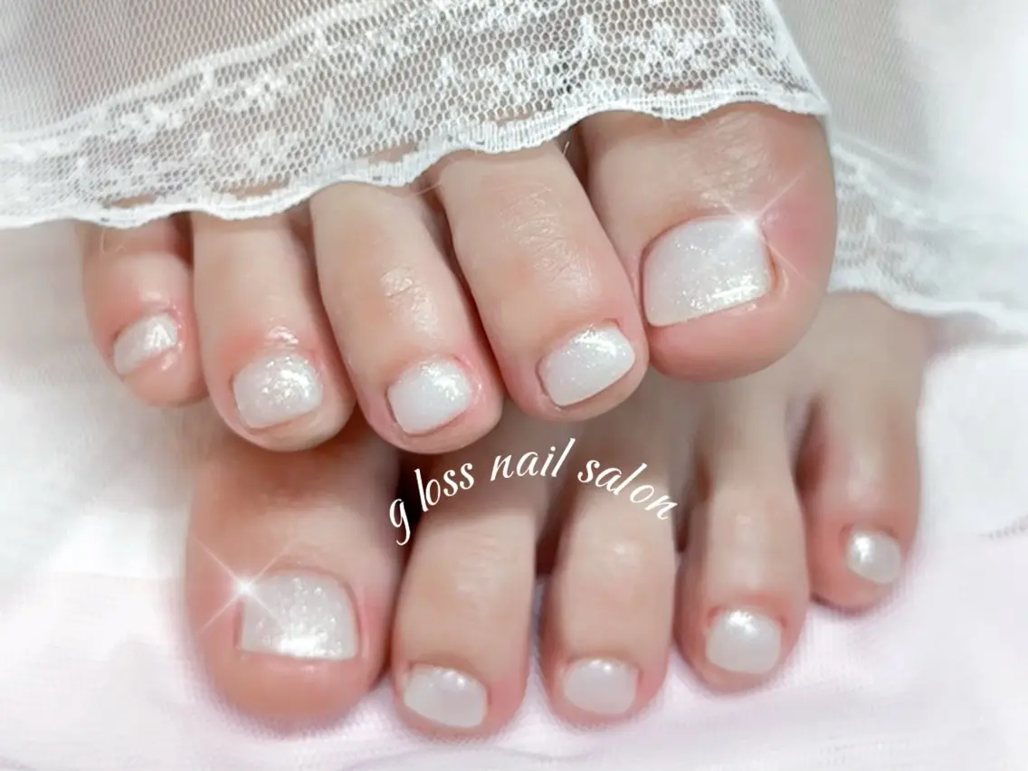 ネイル りこ🫧 gloss nailのネイルデザイン