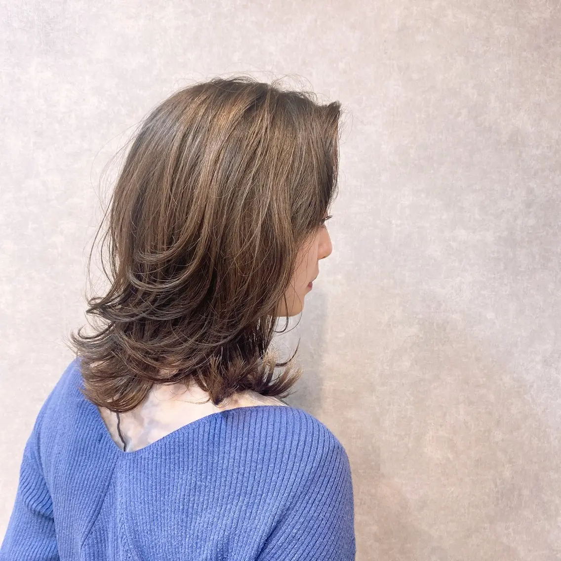 セミロング パーマ ラゾアミスタ🕊 さとう ななほのヘアスタイル