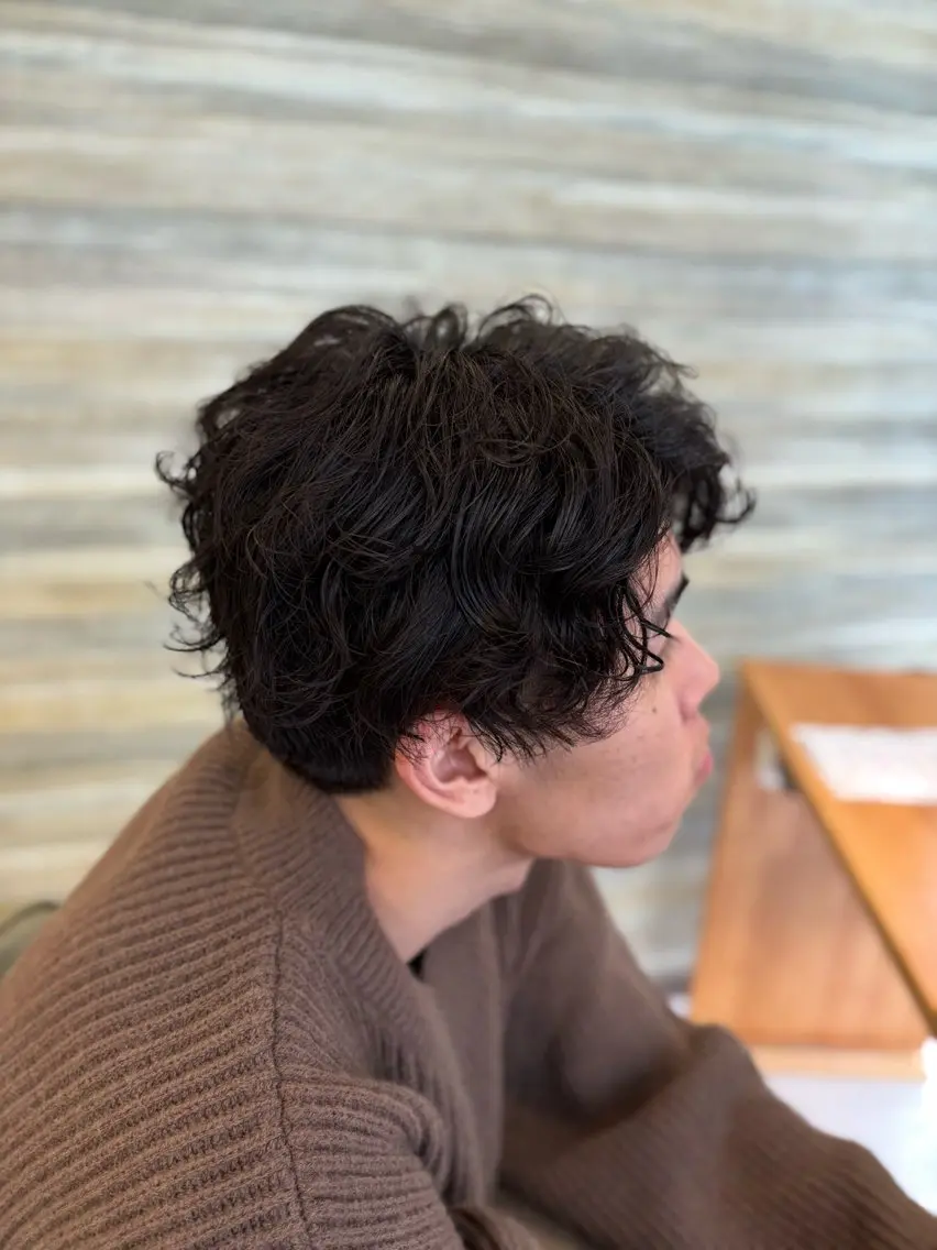 ショート パーマ 謝花 萌のヘアスタイル