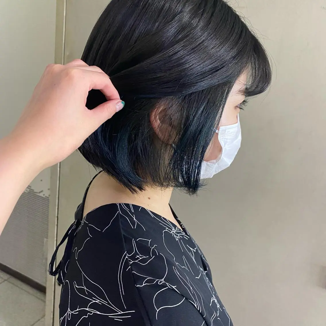 ショート カラー ブリーチ 清村 和音のヘアスタイル
