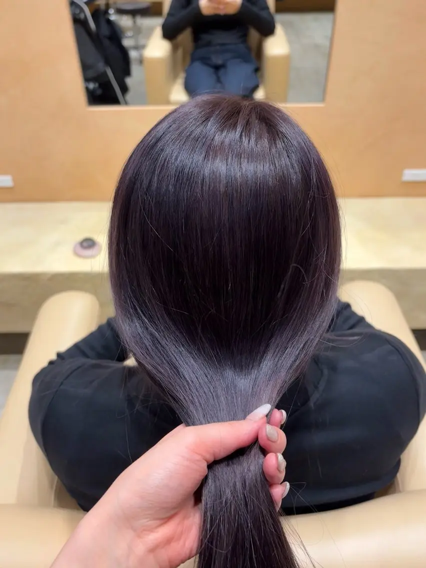 カラー ブリーチ ONE009 ハナ🎀のヘアスタイル