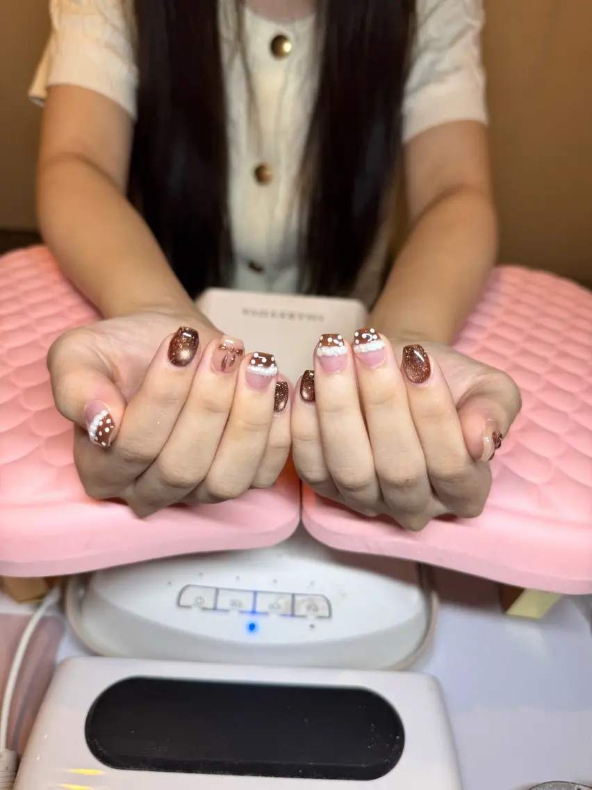 ネイル ハンドネイル 濱岡 咲のネイルデザイン