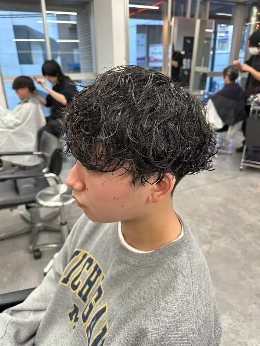 ミディアム ミディアムパーマ メンズ特化🔥 渡邉愛斗のヘアスタイル