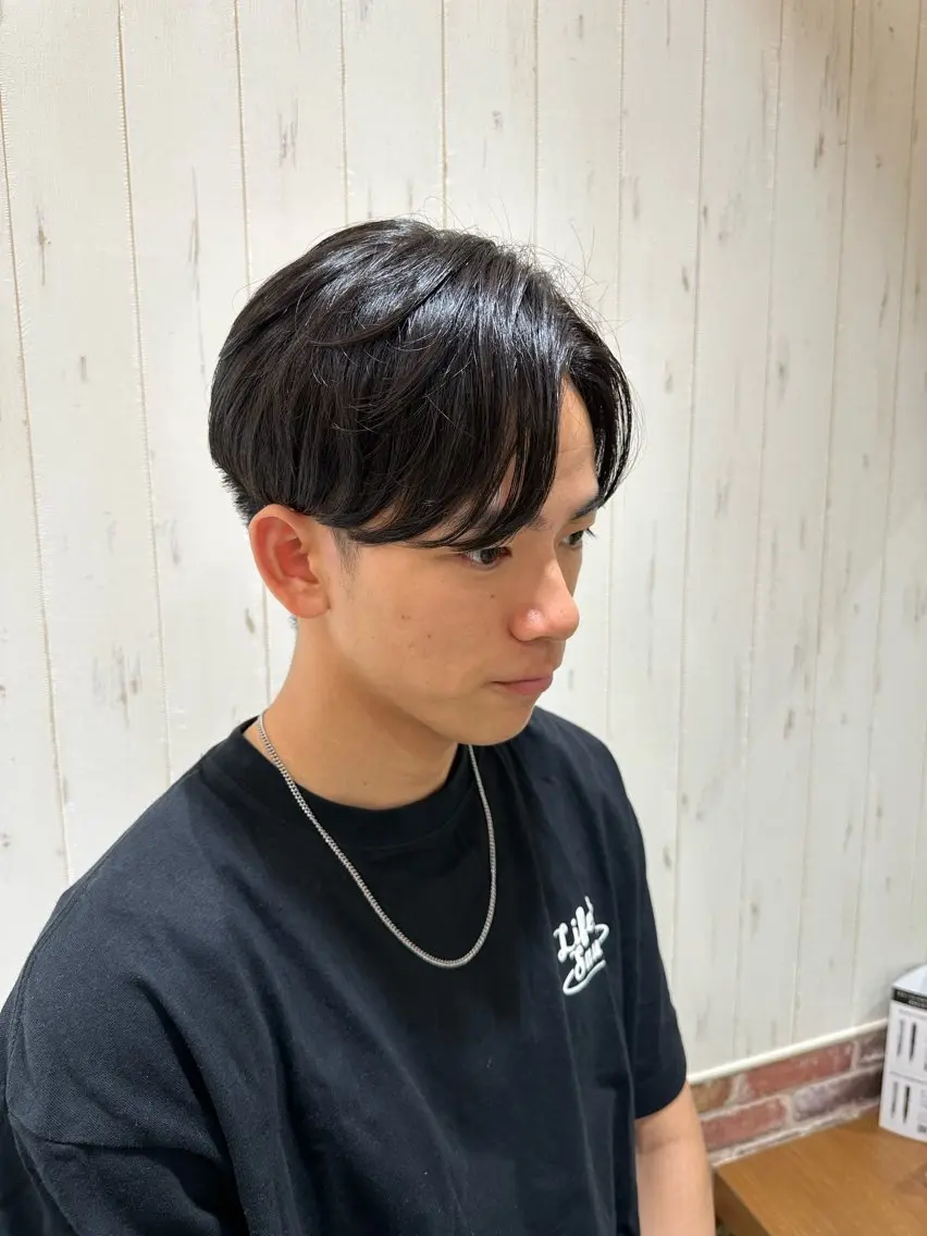 ショート パーマ 中嶋 紘夢のヘアスタイル