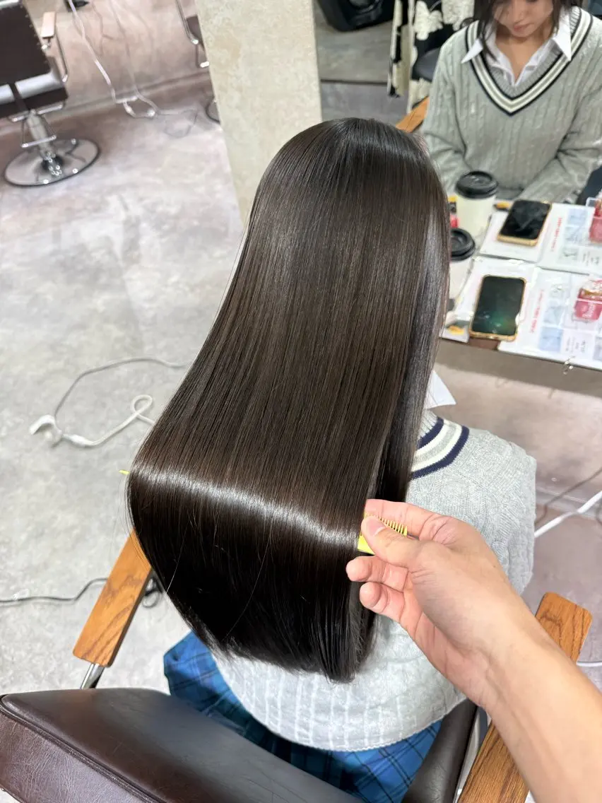 ロング 髪質改善 縮毛矯正 若命燿史／レイヤー 縮毛矯正/髪質改善のヘアスタイル