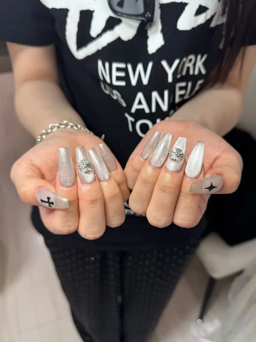 ネイル アートネイル オーロラネイル チークネイル フレンチネイル ガラスフレンチ ハンドネイル 🎀🎀YooLi Nail Salonのネイルデザイン