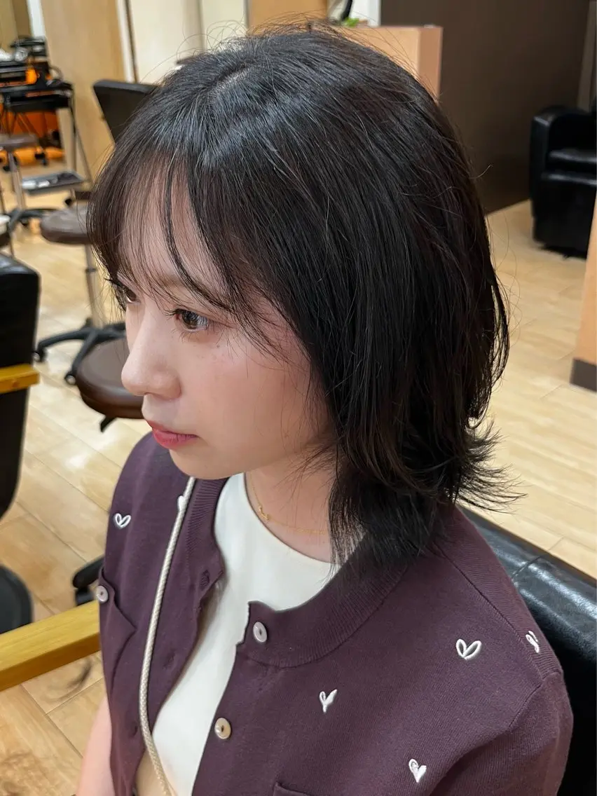 ミディアム カラー 透明感カラー グレージュ ボブ レイヤーカット ヘアカラー トリートメント 本田 誠也のヘアスタイル