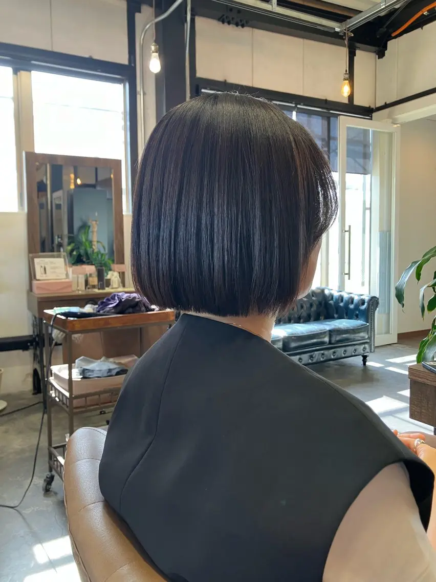 ミディアム pers'lov yoneyaのヘアスタイル