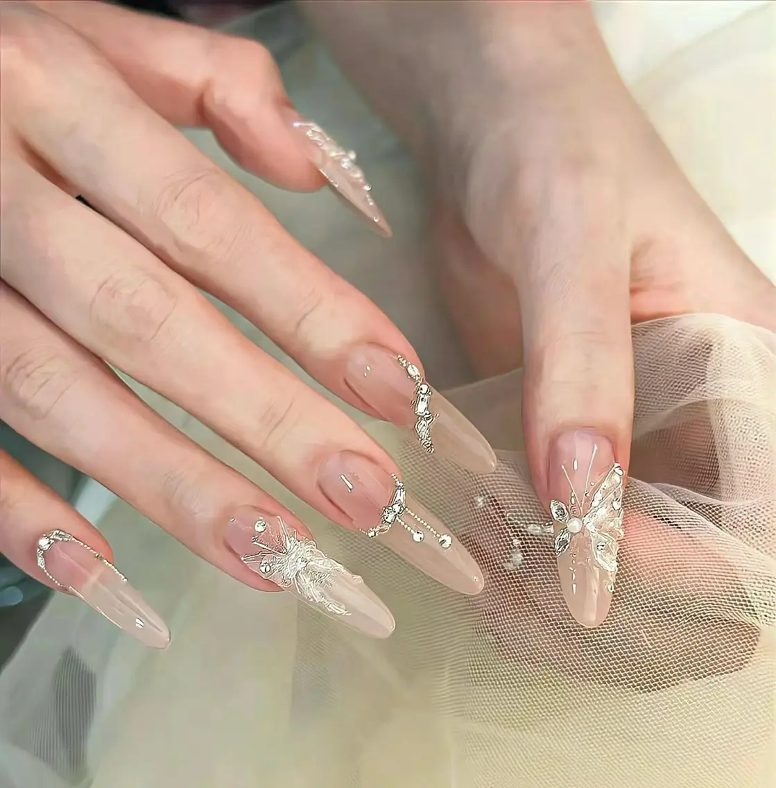 ネイル フレンチネイル ガラスフレンチ キラキラネイル 韓国ネイル ロングネイル star nail salonのネイルデザイン