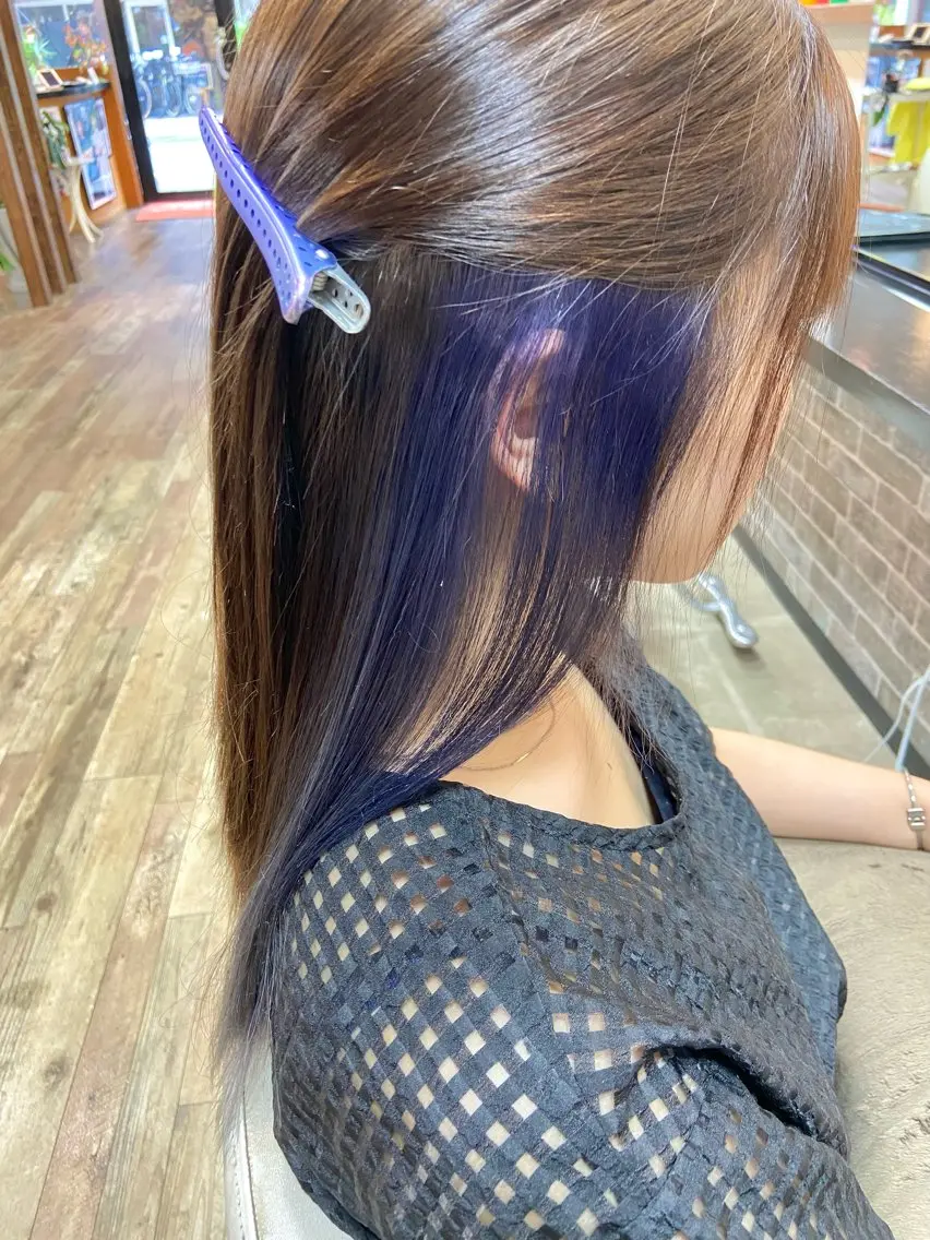 セミロング カラー ブリーチ デザインカラー ヘアカラー イツキ🌕デザインカ ラー🥨髪質改善🫧のヘアスタイル